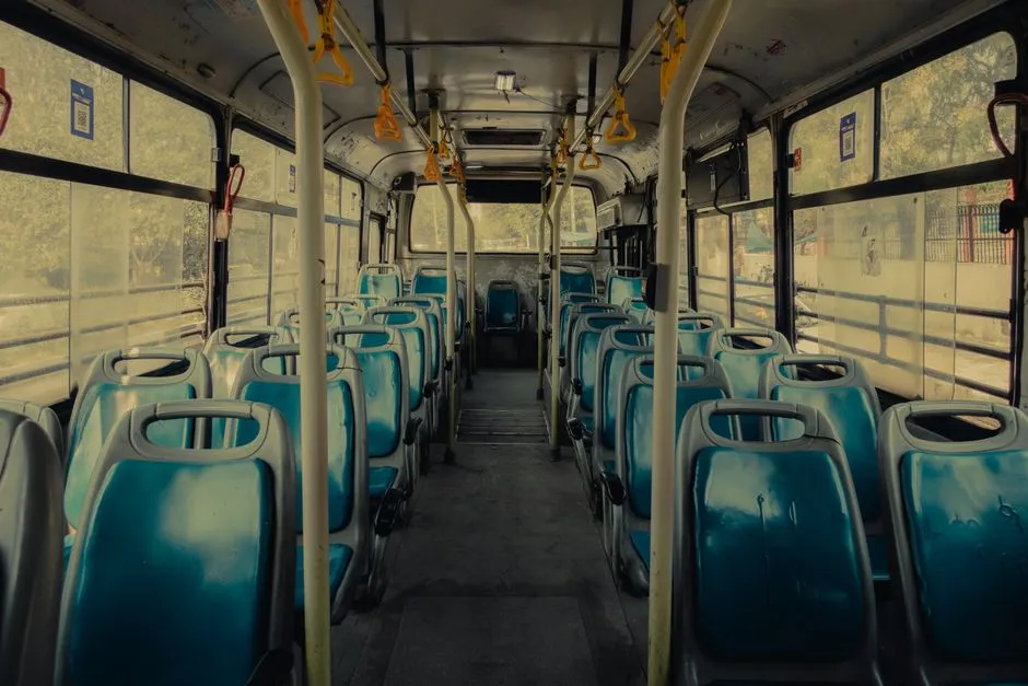 Bus vs Coach in the UK: The Practical Differences